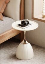 میز کنار مبلی